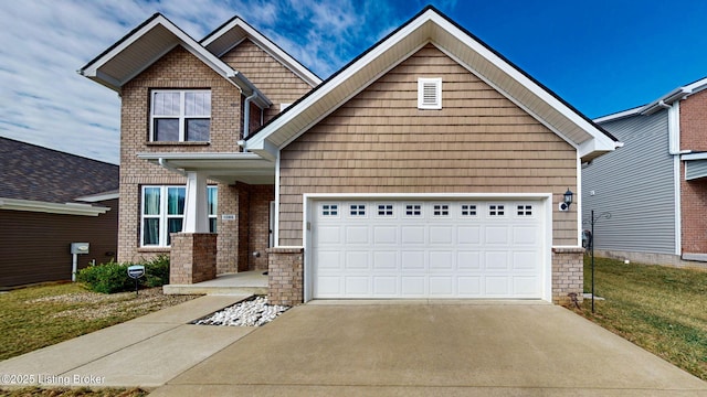 craftsman house with a front yard