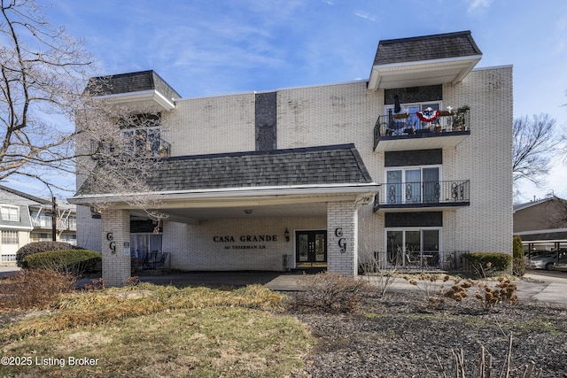 view of front of home featuring french doors