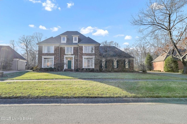 view of front facade with a front lawn