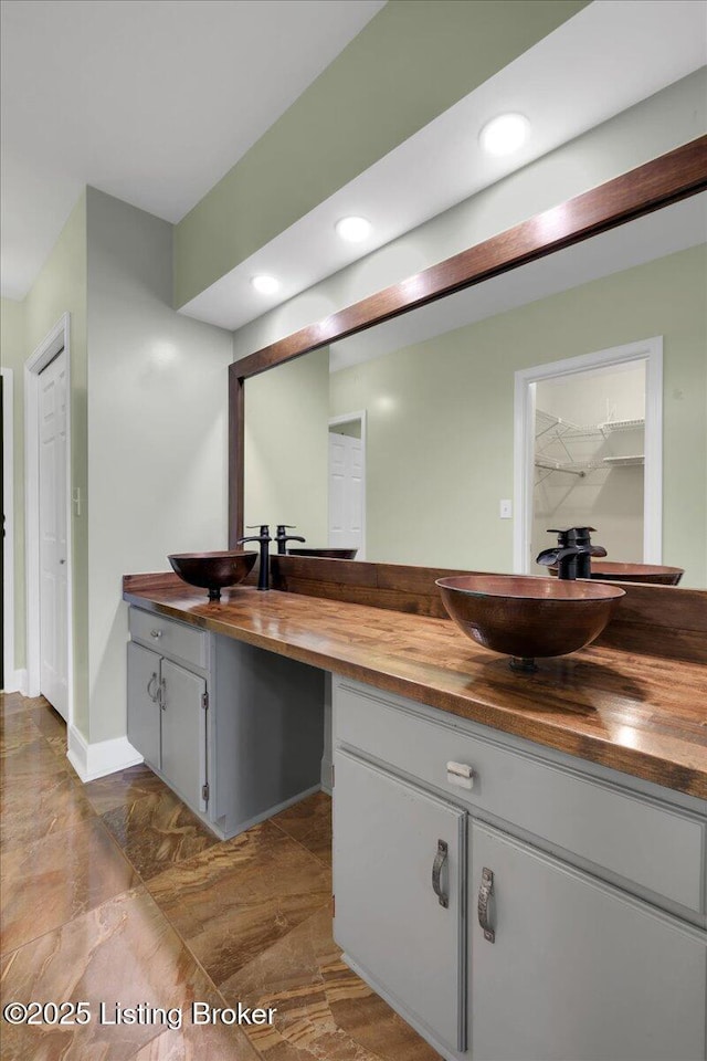 bathroom with vanity