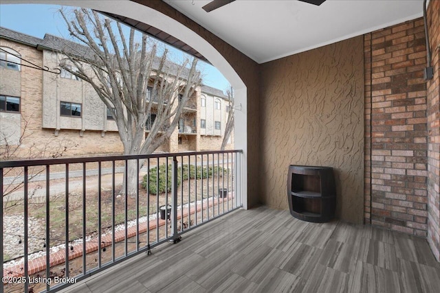 deck with ceiling fan