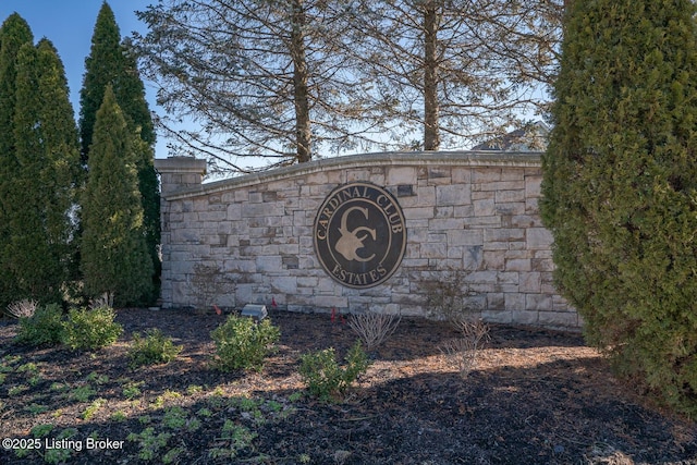 view of community / neighborhood sign