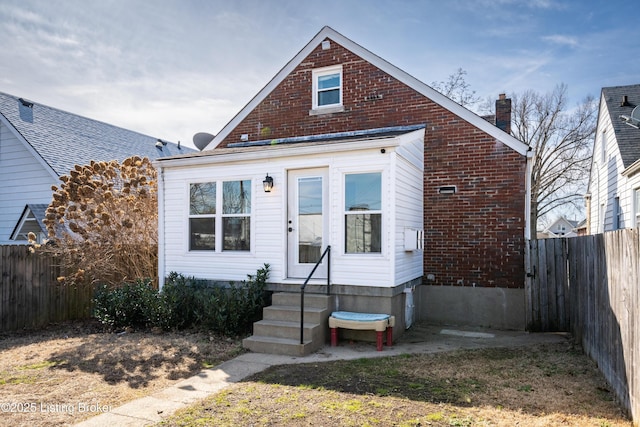 view of front of property