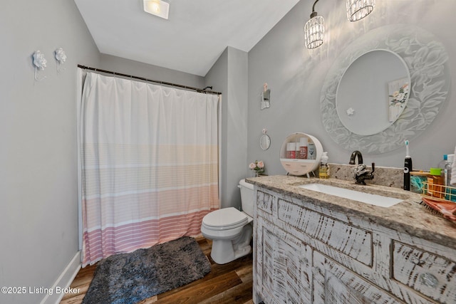 full bathroom with curtained shower, toilet, wood finished floors, vanity, and vaulted ceiling