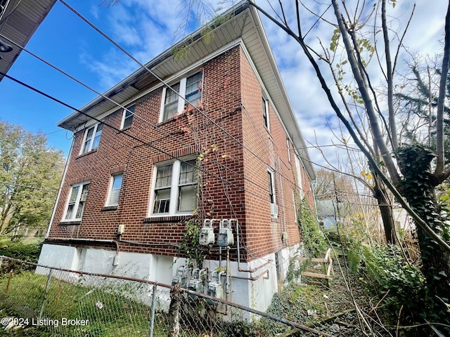 view of property exterior