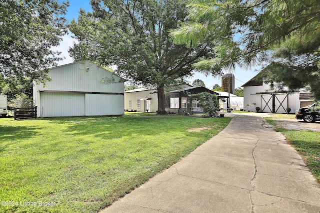 view of front of house with a front yard