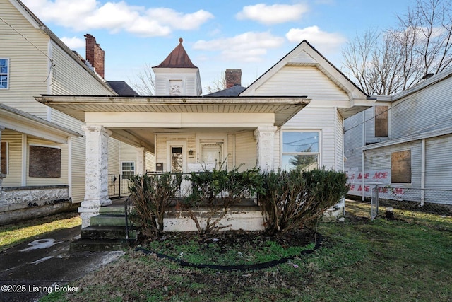 view of front of house featuring covered porch