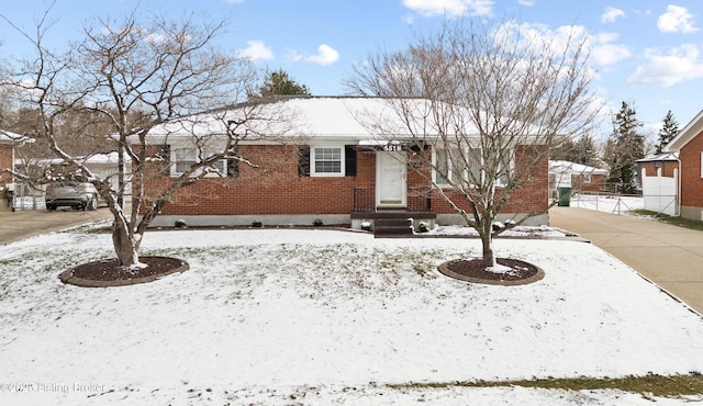 view of front of property