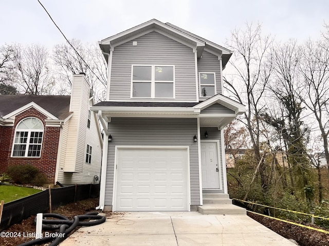 view of front property featuring a garage