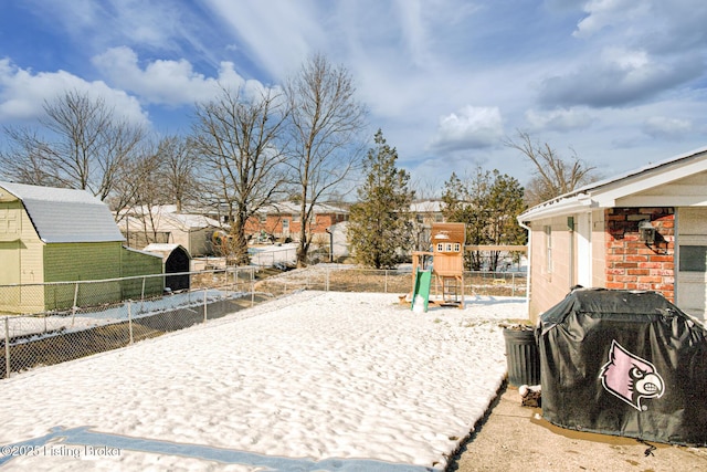 9914 Mccrea Ln, Louisville, KY 40229 - view of yard featuring a playground and a residential view