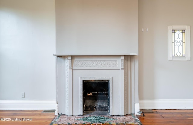 room details featuring wood-type flooring