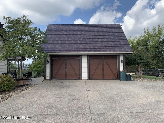 905 Tucker Ln, Springfield, KY 40069 - photo 2
