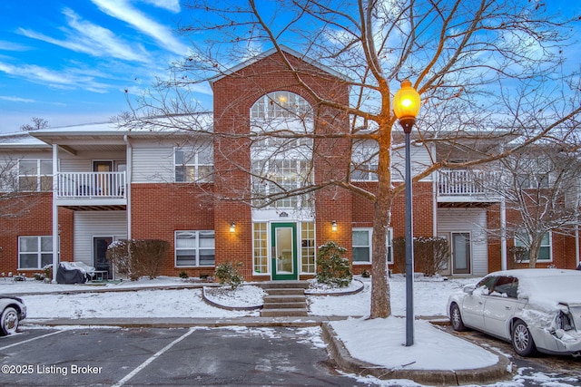 view of front property