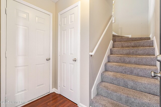 8432 Grand Trevi Dr, Louisville, KY 40228 - photo 5