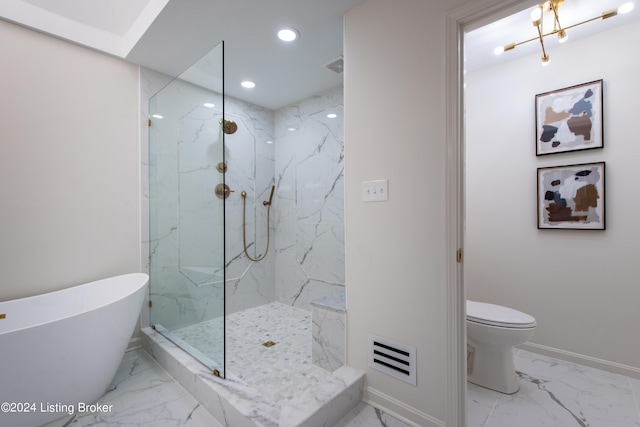 full bathroom with marble finish floor, a marble finish shower, recessed lighting, a soaking tub, and baseboards