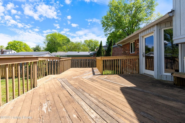 10207 El Coco Ct, Louisville, KY 40291 - view of wooden deck