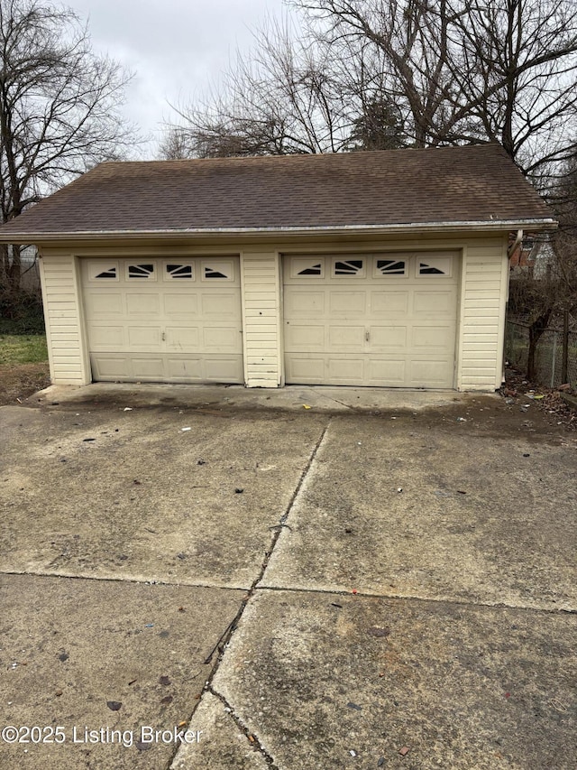 view of detached garage