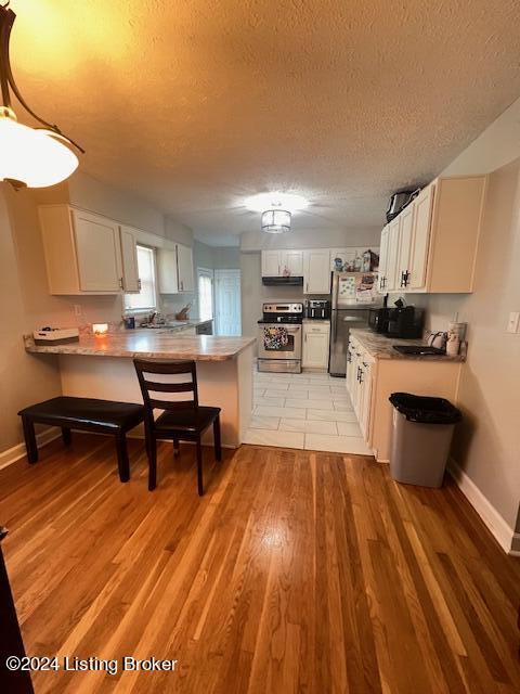 3208 Rockaway Dr, Louisville, KY 40216 - photo 10
