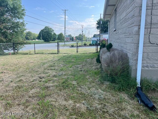 3208 Rockaway Dr, Louisville, KY 40216 - photo 35