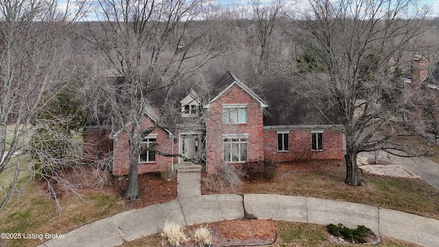 view of front facade with brick siding