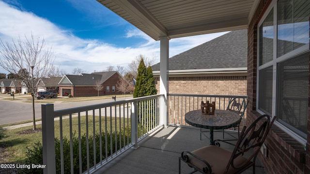 8105 Cedar Crest Ln, Louisville, KY 40291 - balcony with a residential view