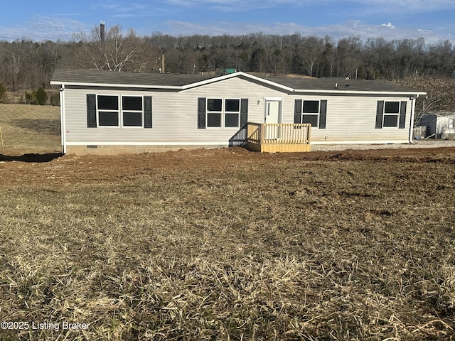 manufactured / mobile home featuring crawl space