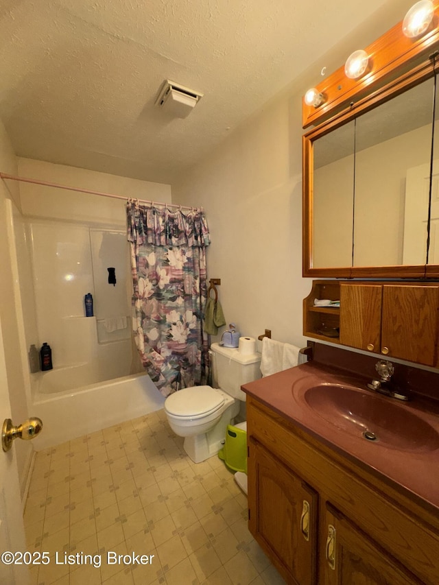 full bath featuring a textured ceiling, toilet, visible vents, tile patterned floors, and shower / bath combination with curtain