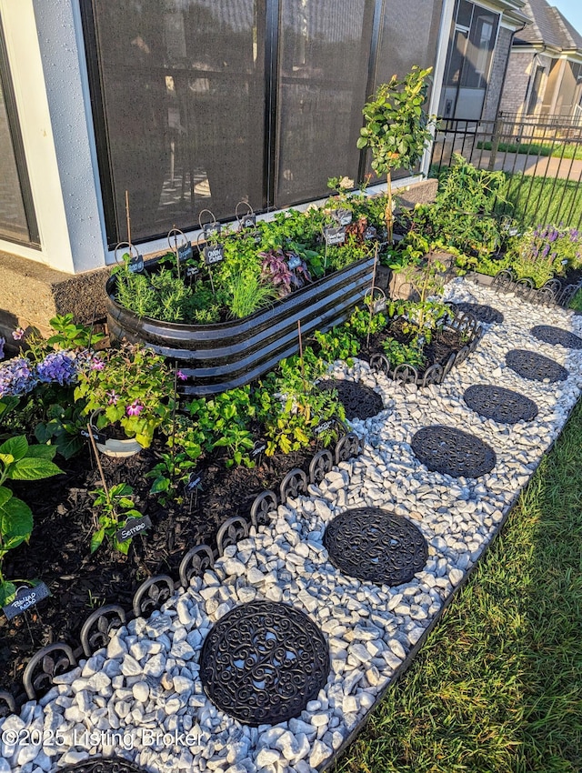 view of yard with a vegetable garden