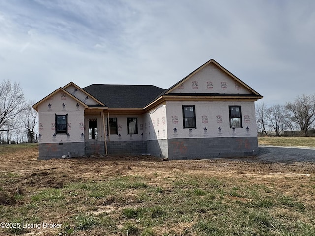 unfinished property featuring crawl space