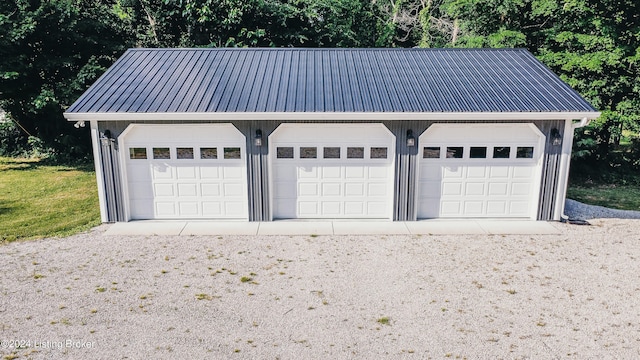 view of detached garage