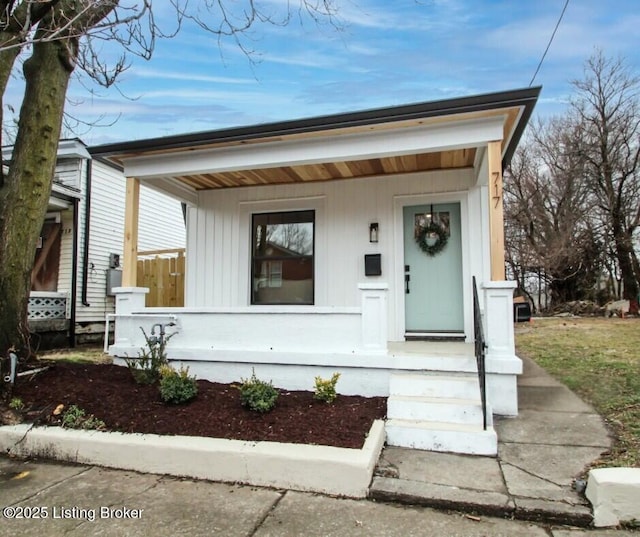 view of front of house with covered porch