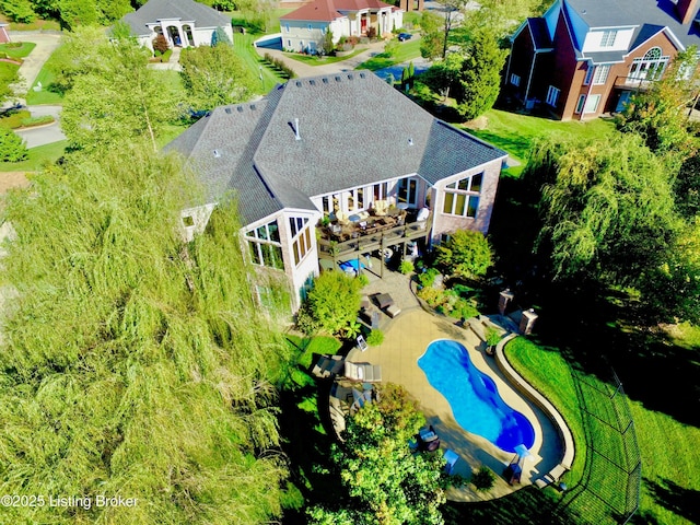 birds eye view of property featuring a residential view