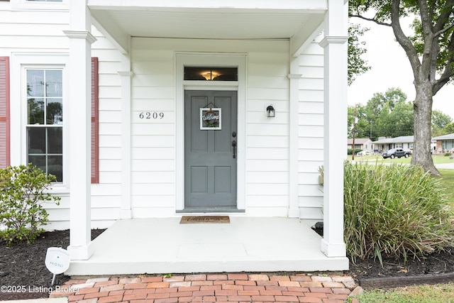 view of entrance to property