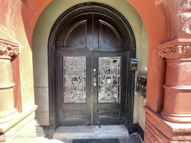 view of property entrance