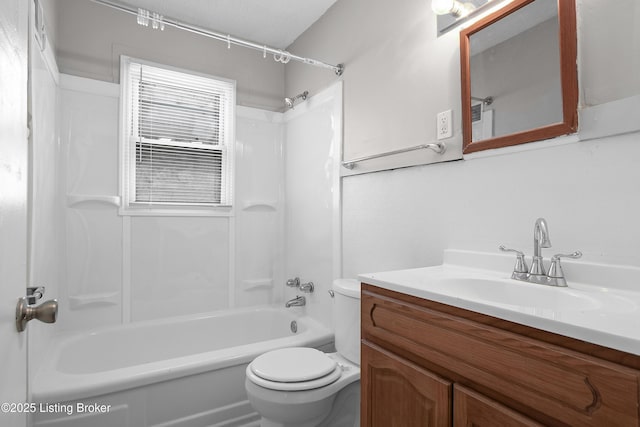 full bath with washtub / shower combination, vanity, and toilet