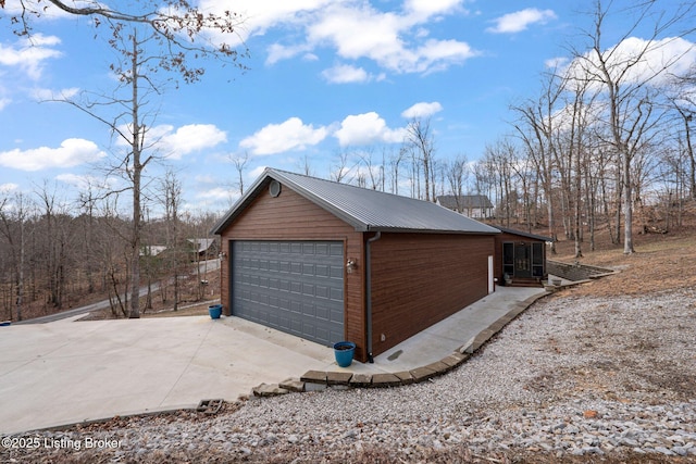 view of detached garage