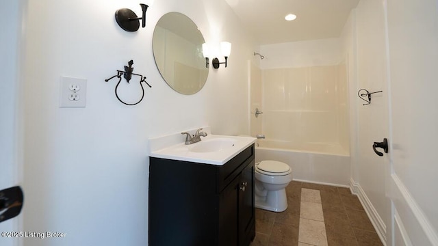 full bathroom featuring recessed lighting, bathtub / shower combination, toilet, vanity, and tile patterned floors