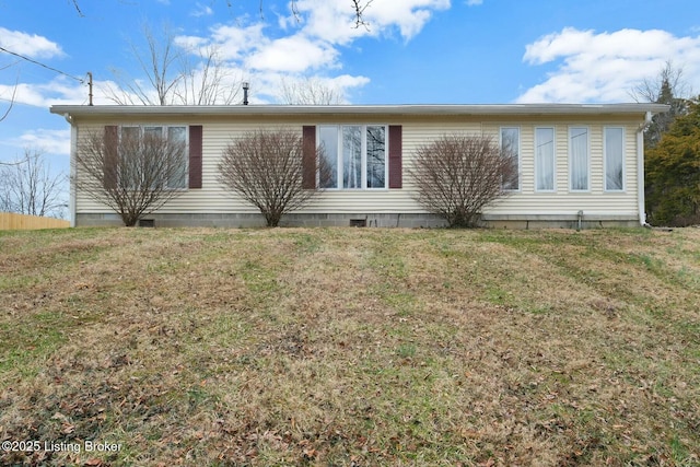 view of front of home with a front yard