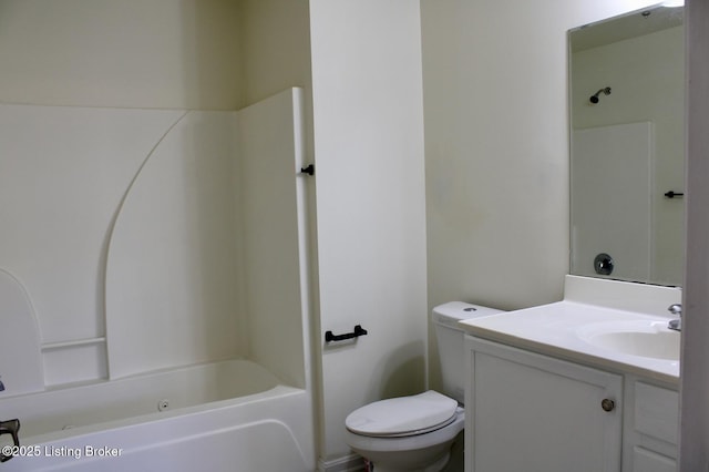 full bath with shower / bath combination, toilet, and vanity