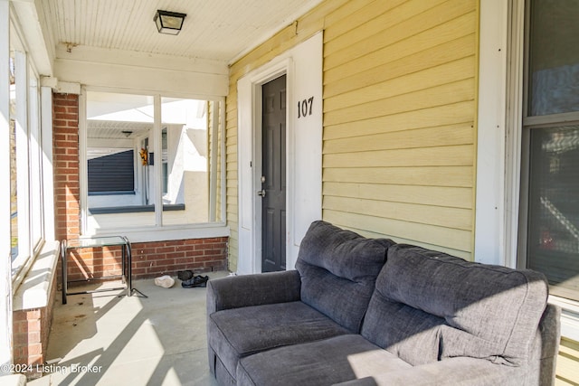 view of patio featuring covered porch