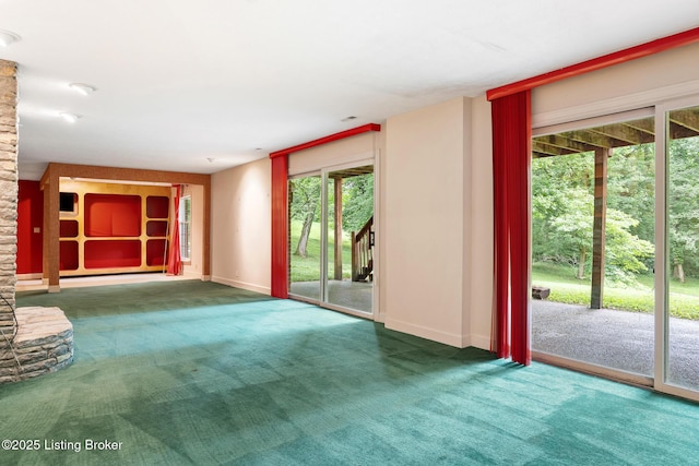 602 Club Ln, Louisville, KY 40207 - unfurnished living room featuring carpet floors