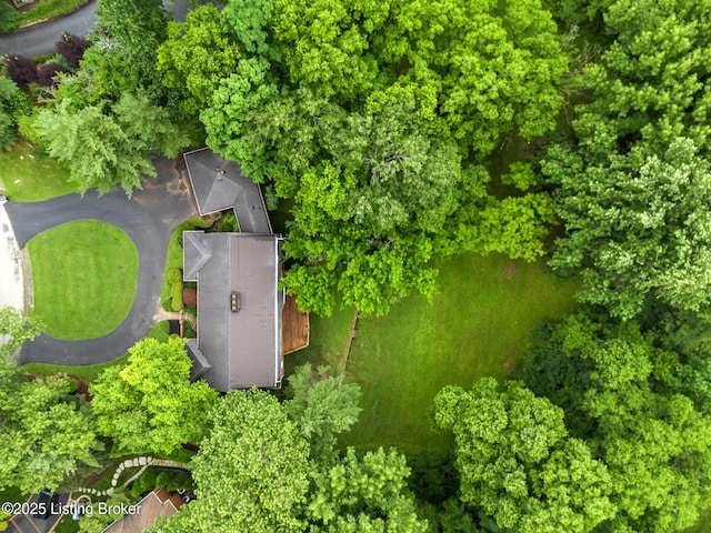 602 Club Ln, Louisville, KY 40207 - aerial view