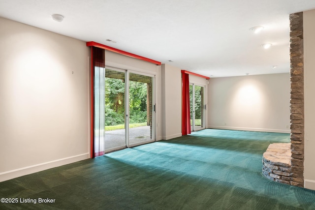 602 Club Ln, Louisville, KY 40207 - carpeted spare room featuring baseboards