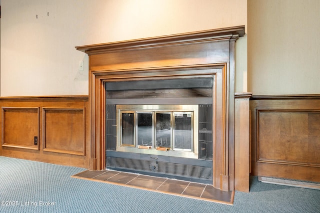 602 Club Ln, Louisville, KY 40207 - detailed view of carpet flooring