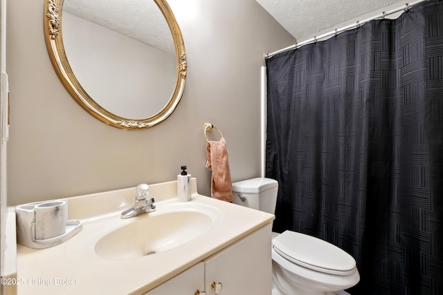 full bathroom with toilet, a textured ceiling, vanity, and a shower with curtain