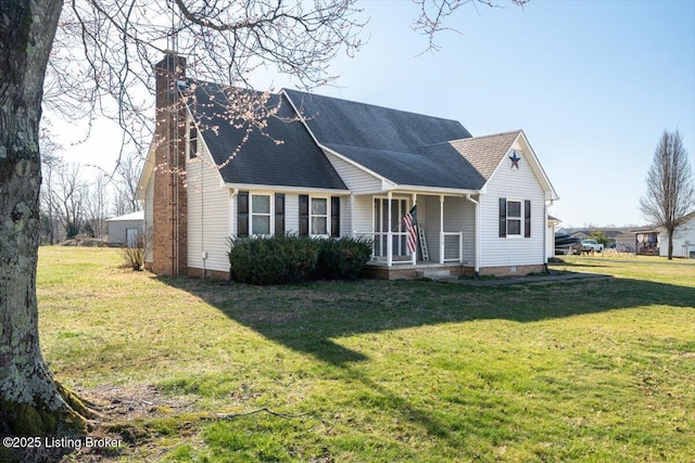 view of front facade featuring a shingled roof, a porch, a front yard, a chimney, and crawl space