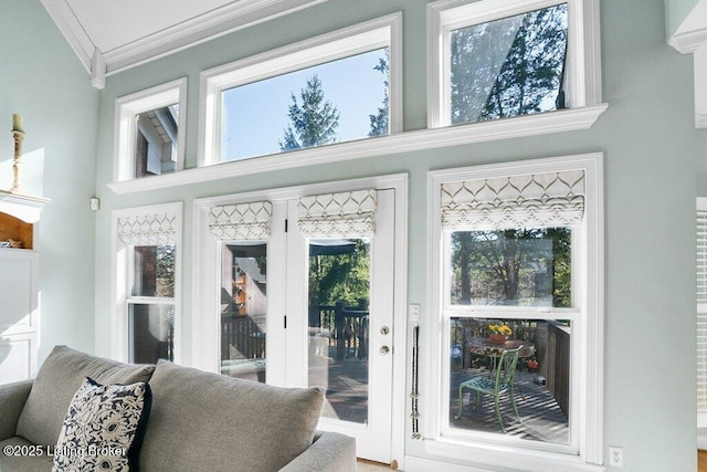 entryway with ornamental molding