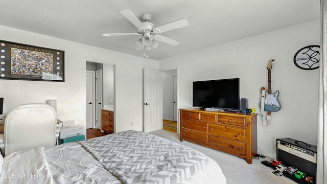 bedroom featuring carpet and a ceiling fan