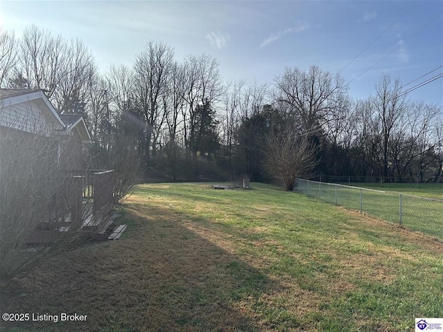 view of yard featuring fence