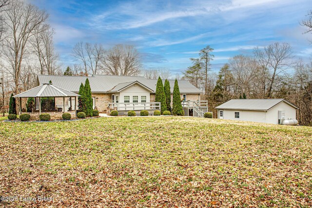 1670 Pine Creek Trl, Shepherdsville, KY 40165 - view of front of house with a gazebo, metal roof, and a front yard